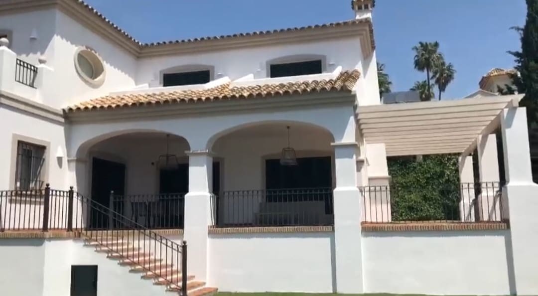 4 bedroom Villa for rent in Sotogrande with pool garage - € 6,500 (Ref: 8258605)