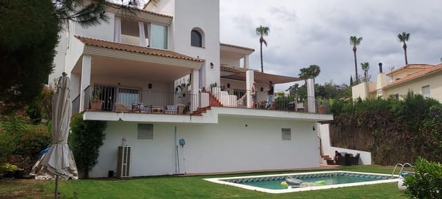 5 sypialnia Willa na sprzedaż w Sotogrande Alto, San Roque z basenem garażem - 980 000 € (Ref: 8556573)