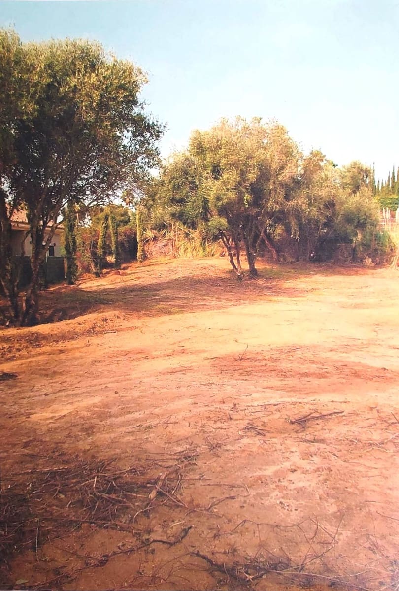 Byggetomt til salgs i Sotogrande - € 450 000 (Ref: 8556574)