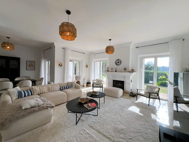 Chalet de 4 habitaciones en Sotogrande Alto, San Roque en venta con piscina garaje - 1.700.000 € (Ref: 8697824)