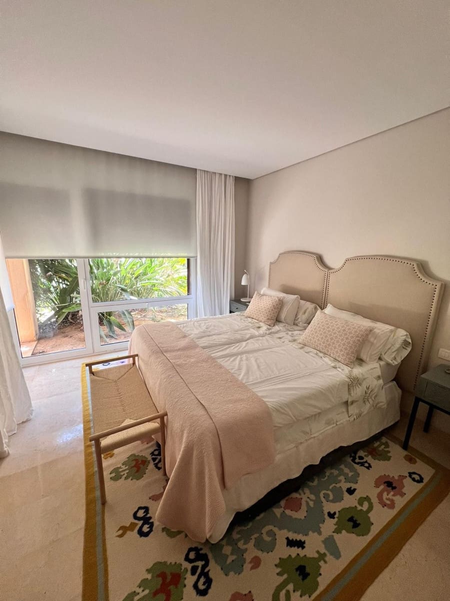 3 makuuhuone Huoneisto myytävänä paikassa Sotogrande mukana uima-altaan 
autotalli - 1 585 000 € (Ref: 8769951)