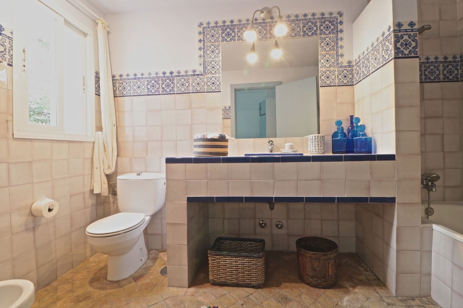 5 bedroom Villa for sale in Sotogrande with pool garage - € 2,875,000 (Ref: 8769956)