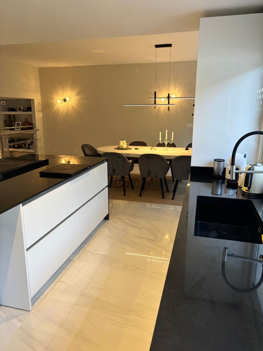 7 sypialnia Willa na sprzedaż w Sotogrande z basenem - 1 680 000 € (Ref: 8774636)