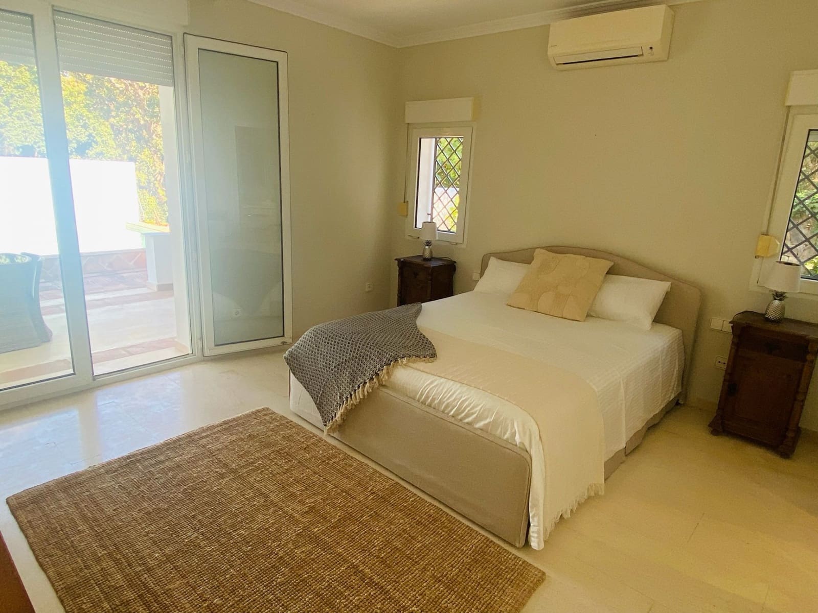 7 sypialnia Willa na sprzedaż w Sotogrande z basenem - 1 680 000 € (Ref: 8774636)