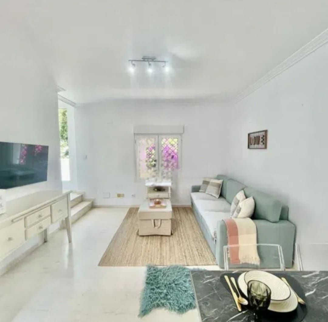 7 sypialnia Willa na sprzedaż w Sotogrande z basenem - 1 680 000 € (Ref: 8774636)