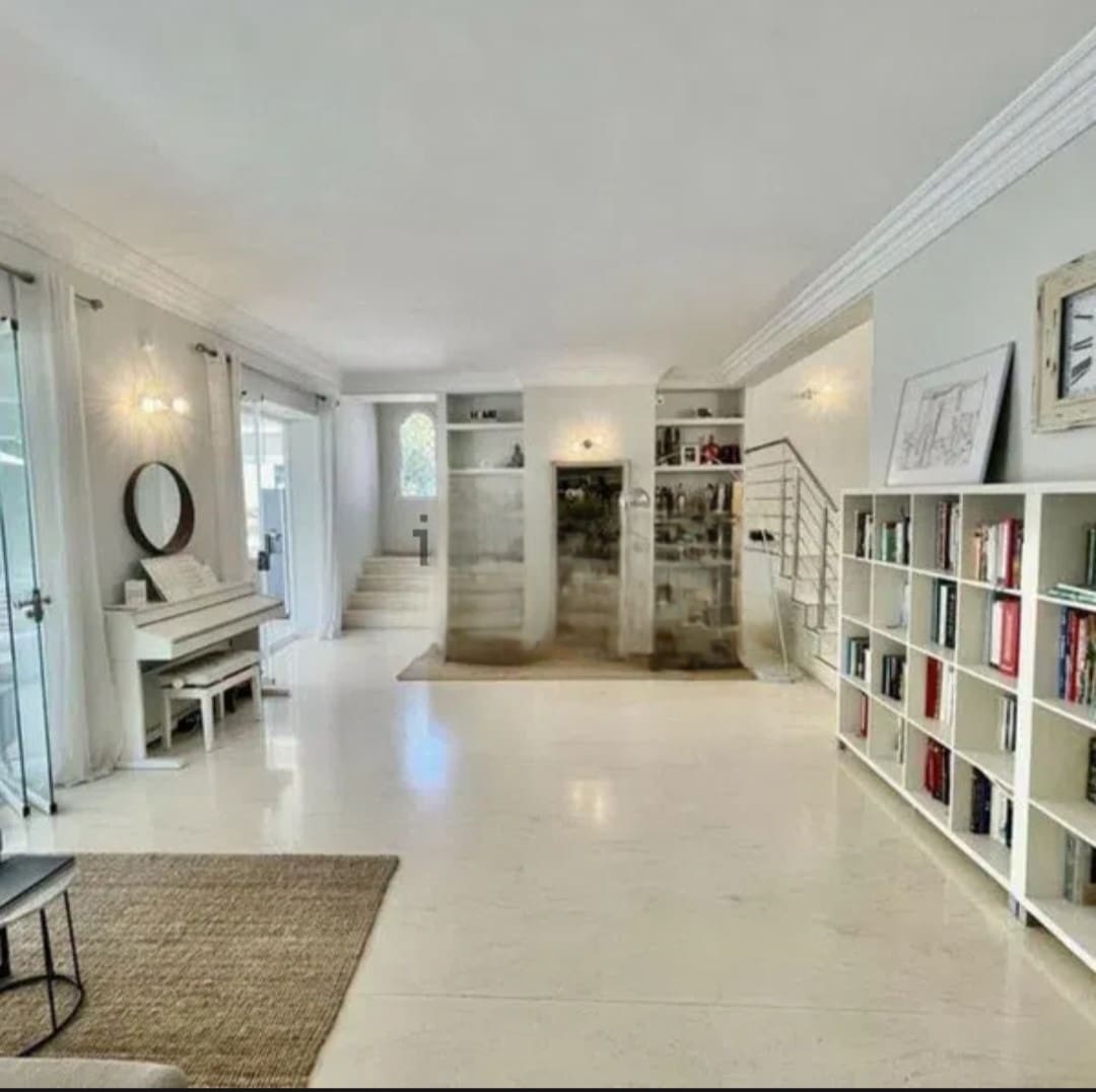 7 sypialnia Willa na sprzedaż w Sotogrande z basenem - 1 680 000 € (Ref: 8774636)