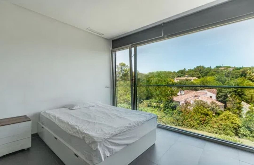 5 soverom Villa til salgs i Sotogrande med garasje - € 1 600 000 (Ref: 8774637)