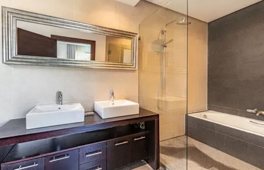 5 soverom Villa til salgs i Sotogrande med garasje - € 1 600 000 (Ref: 8774637)