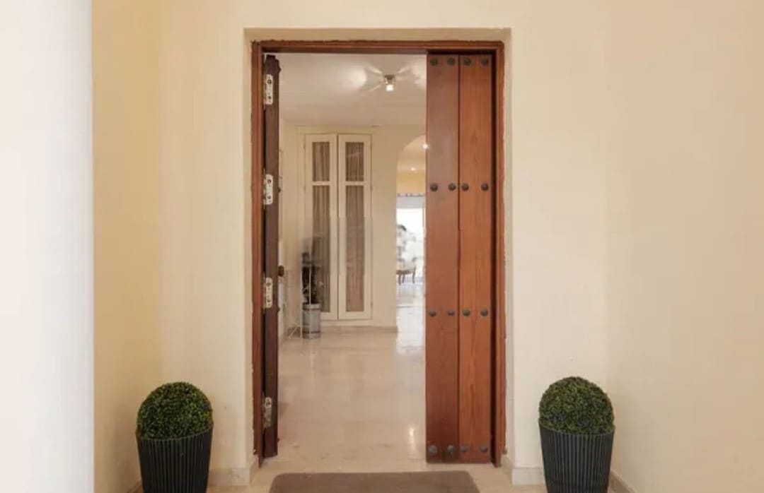 Apartamento de 3 habitaciones en Sotogrande en venta con garaje - 530.000 € (Ref: 8838170)