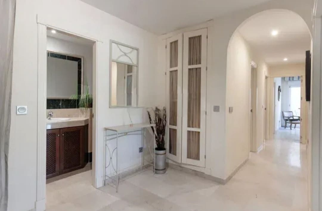 3 makuuhuone Huoneisto myytävänä paikassa Sotogrande mukana 
autotalli - 530 000 € (Ref: 8838170)
