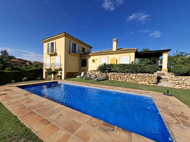 3 soveværelse Villa til salg i Sotogrande Alto, San Roque med swimmingpool - € 1.275.000 (Ref: 8838171)