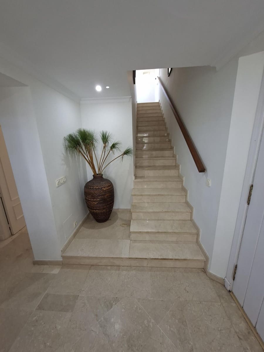 3 soverom Villa til salgs i Sotogrande med svømmebasseng - € 1 275 000 (Ref: 8838171)