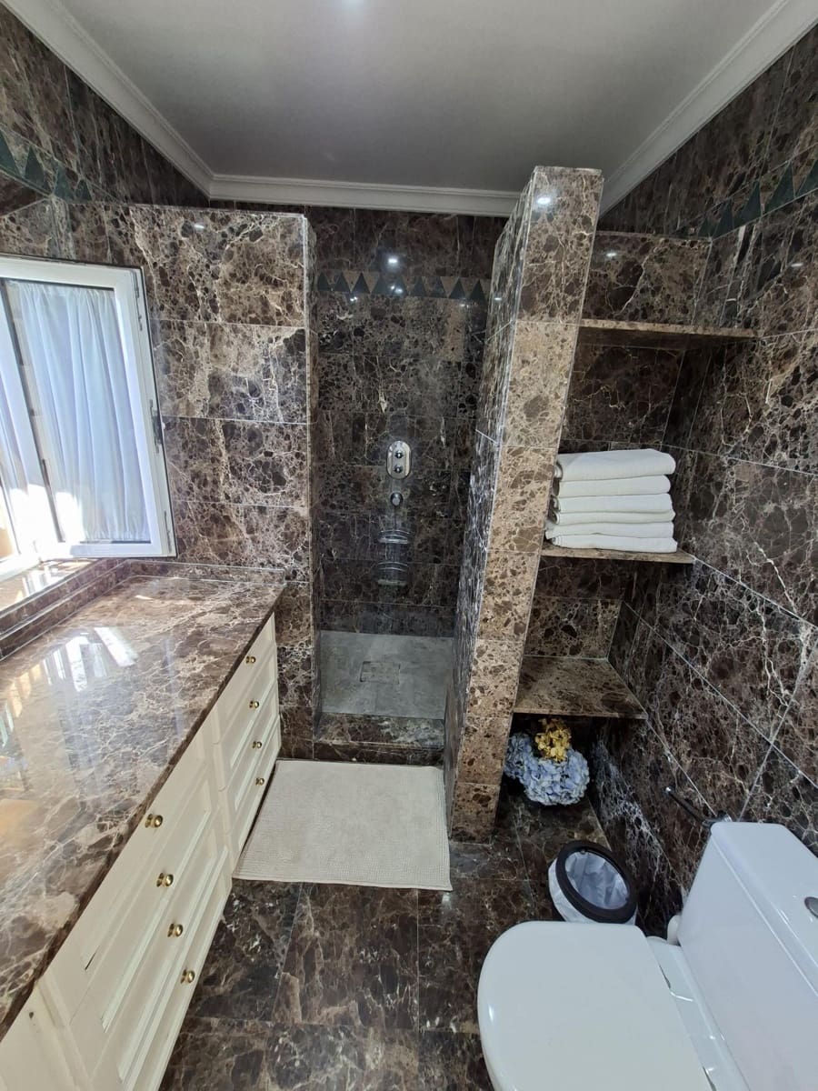 3 soverom Villa til salgs i Sotogrande med svømmebasseng - € 1 275 000 (Ref: 8838171)