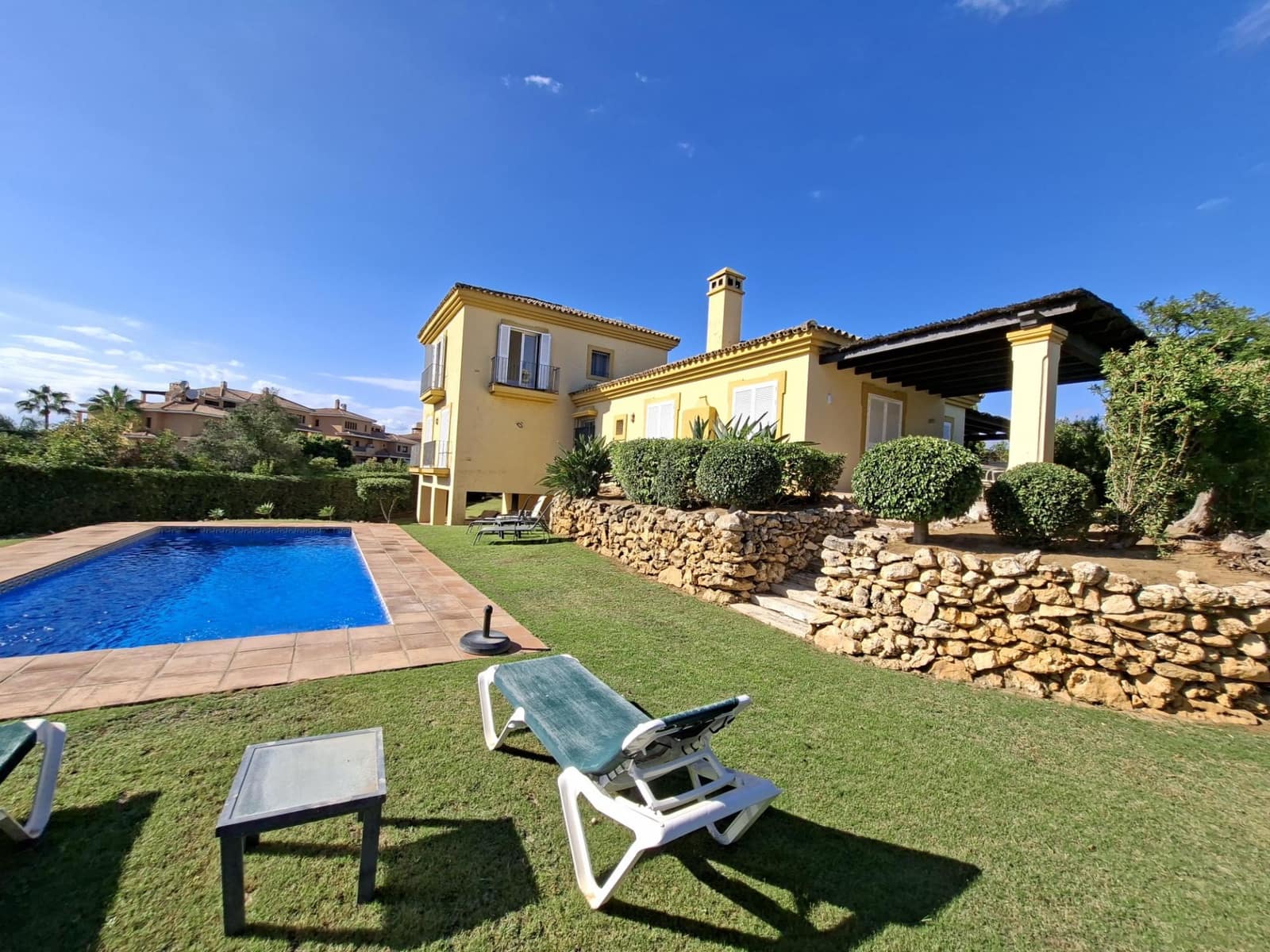 3 soverom Villa til salgs i Sotogrande med svømmebasseng - € 1 275 000 (Ref: 8838171)