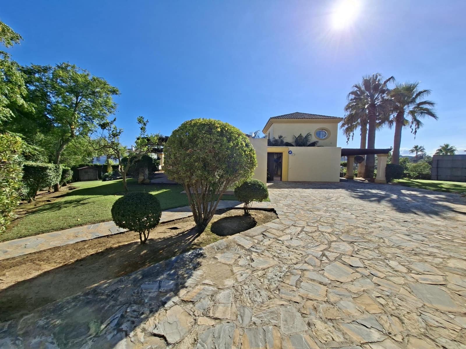 3 soverom Villa til salgs i Sotogrande med svømmebasseng - € 1 275 000 (Ref: 8838171)