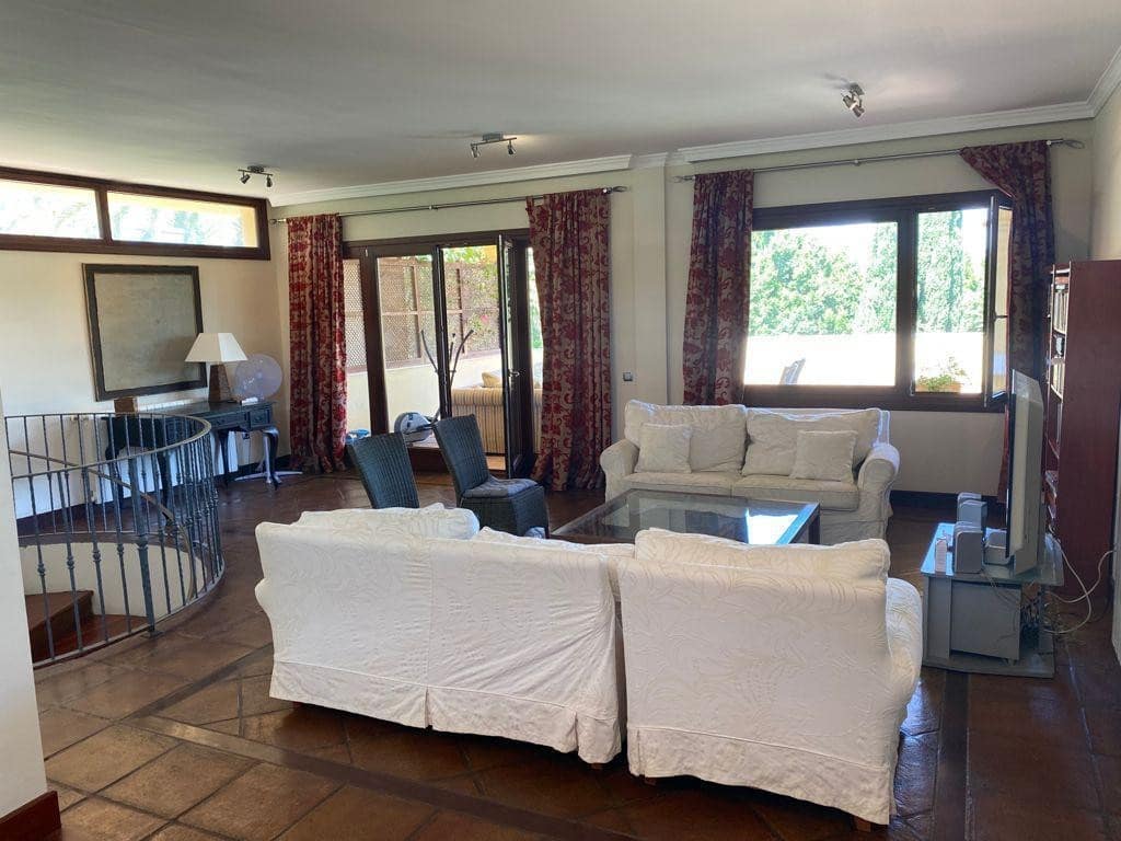 4 soveværelse Villa til salg i Sotogrande - € 1.802.000 (Ref: 8864622)