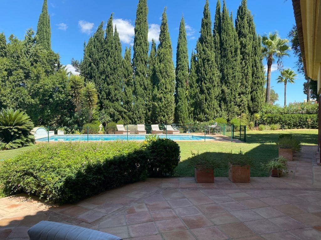 4 soveværelse Villa til salg i Sotogrande - € 1.802.000 (Ref: 8864622)
