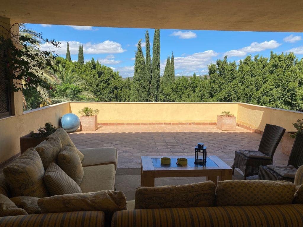 4 soveværelse Villa til salg i Sotogrande - € 1.802.000 (Ref: 8864622)