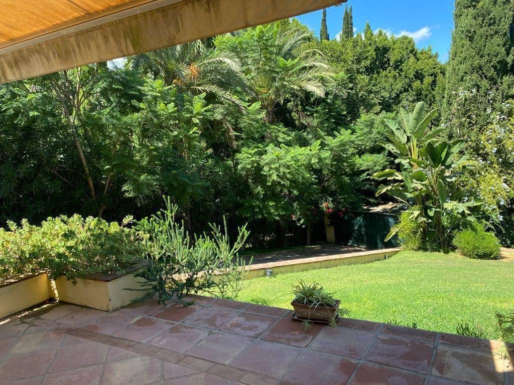 4 soveværelse Villa til salg i Sotogrande - € 1.802.000 (Ref: 8864622)