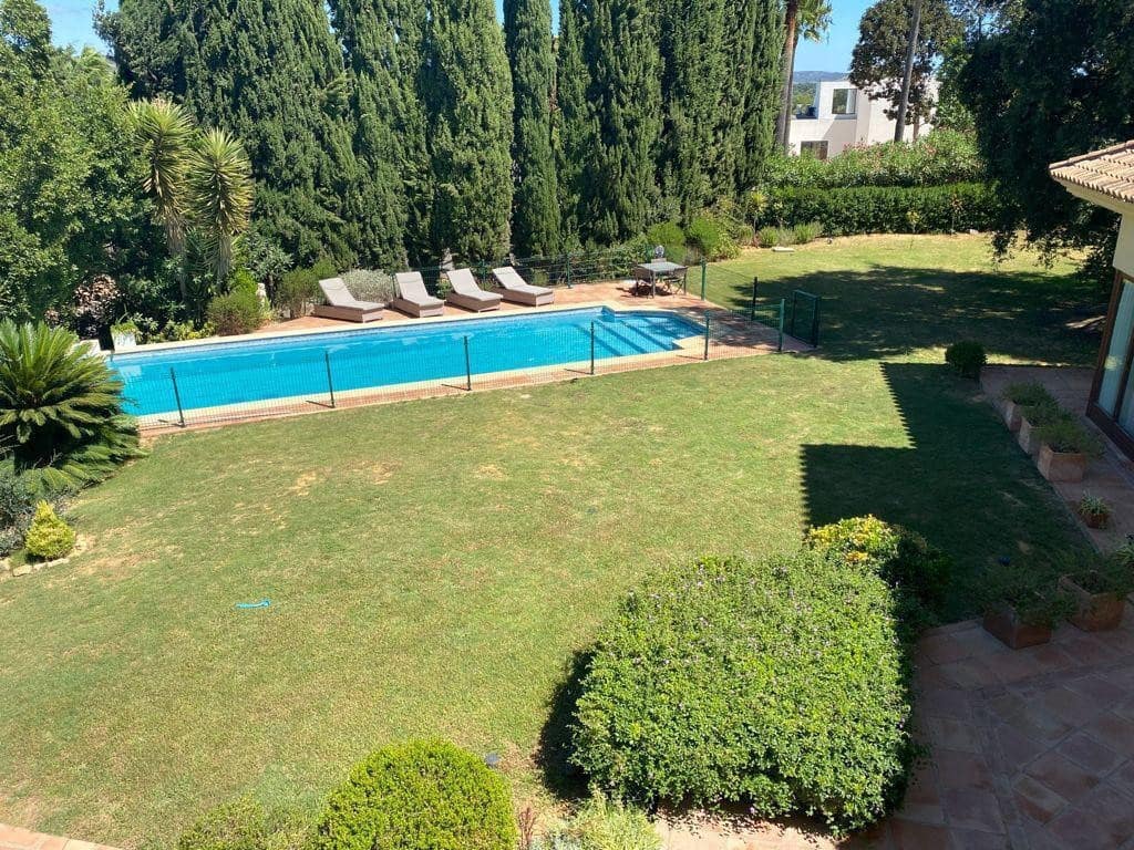 4 soveværelse Villa til salg i Sotogrande - € 1.802.000 (Ref: 8864622)