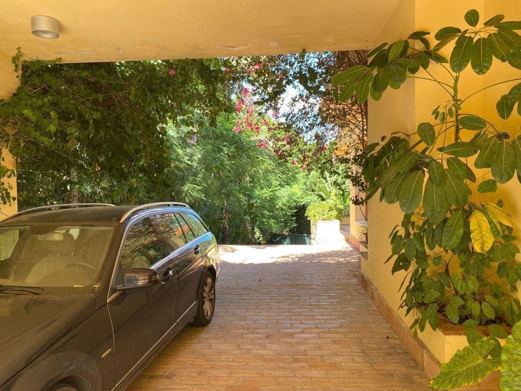 4 bedroom Villa for sale in Sotogrande - € 1,802,000 (Ref: 8864622)