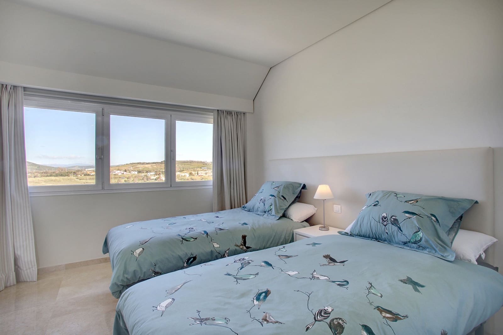 Ático de 2 habitaciones en Sotogrande en venta con garaje - 720.000 € (Ref: 8952456)