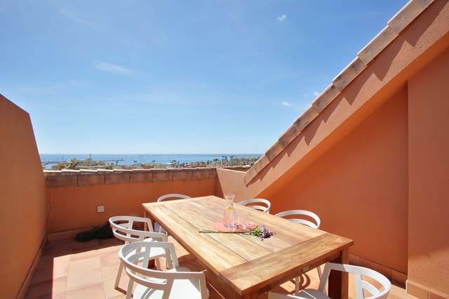 Ático de 2 habitaciones en Puerto de Sotogrande - La Marina, San Roque en venta con garaje - 720.000 € (Ref: 8952456)