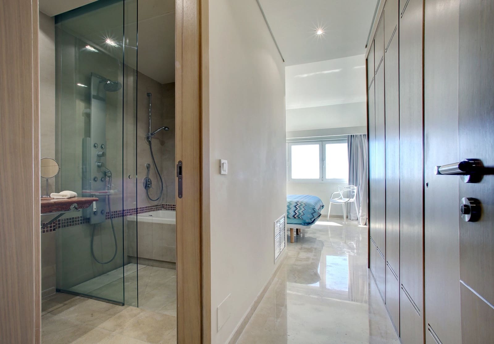 Ático de 2 habitaciones en Sotogrande en venta con garaje - 720.000 € (Ref: 8952456)