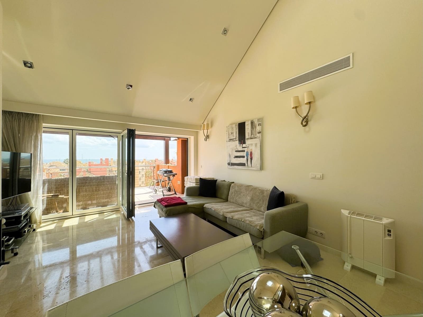 Ático de 2 habitaciones en Sotogrande en venta con garaje - 720.000 € (Ref: 8952456)