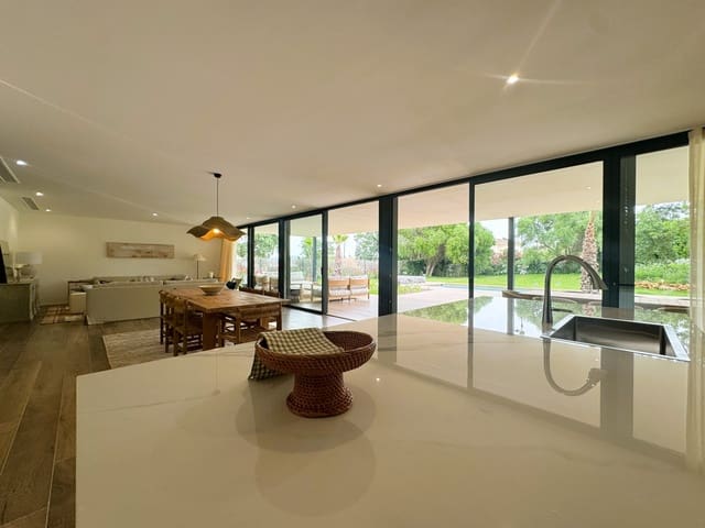 5 camera da letto Villa in vendita in Sotogrande Costa, San Roque - 2.850.000 € (Rif: 8952457)