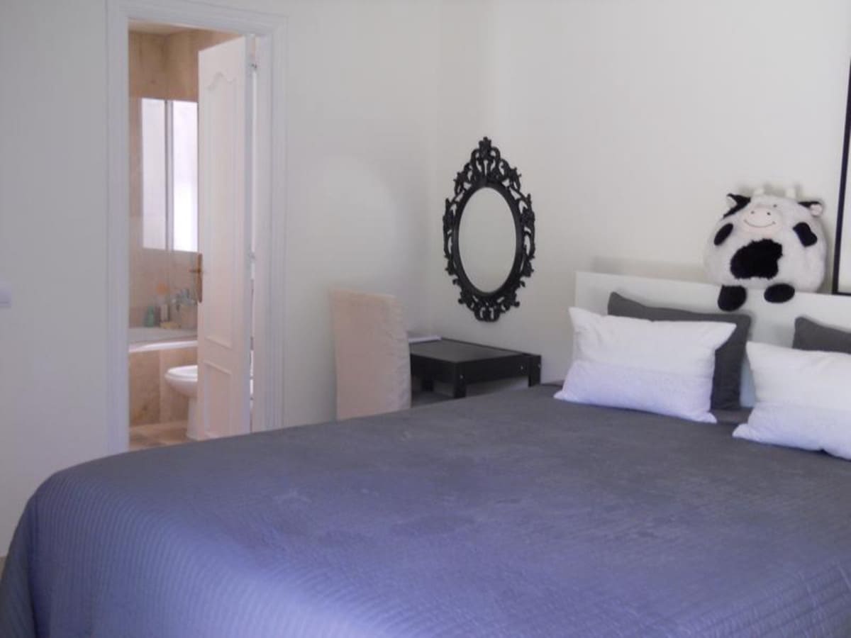 4 sypialnia Willa na sprzedaż w Sotogrande - 1 300 000 € (Ref: 8991964)