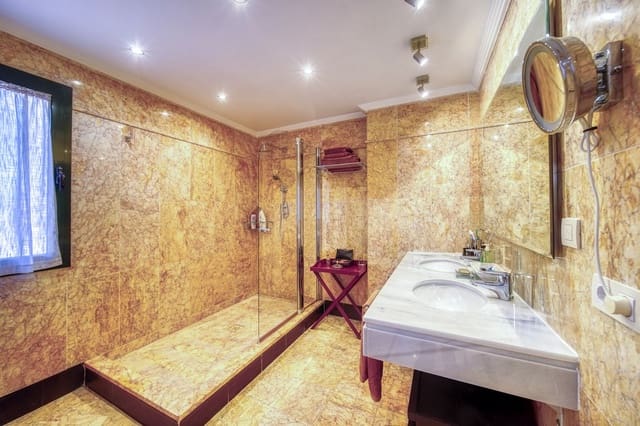 2 makuuhuone Huoneisto myytävänä paikassa Sotogrande Alto, San Roque mukana uima-altaan 
autotalli - 475 000 € (Ref: 9050746)