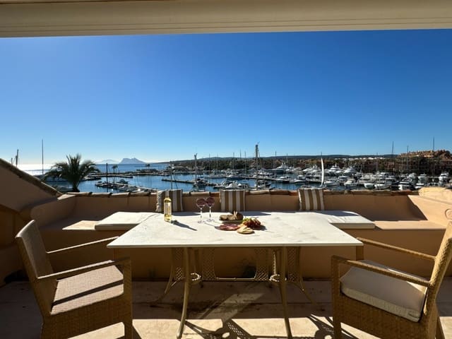 4 makuuhuone Kattohuoneisto myytävänä paikassa Puerto de Sotogrande - La Marina, San Roque - 2 100 000 € (Ref: 9102730)