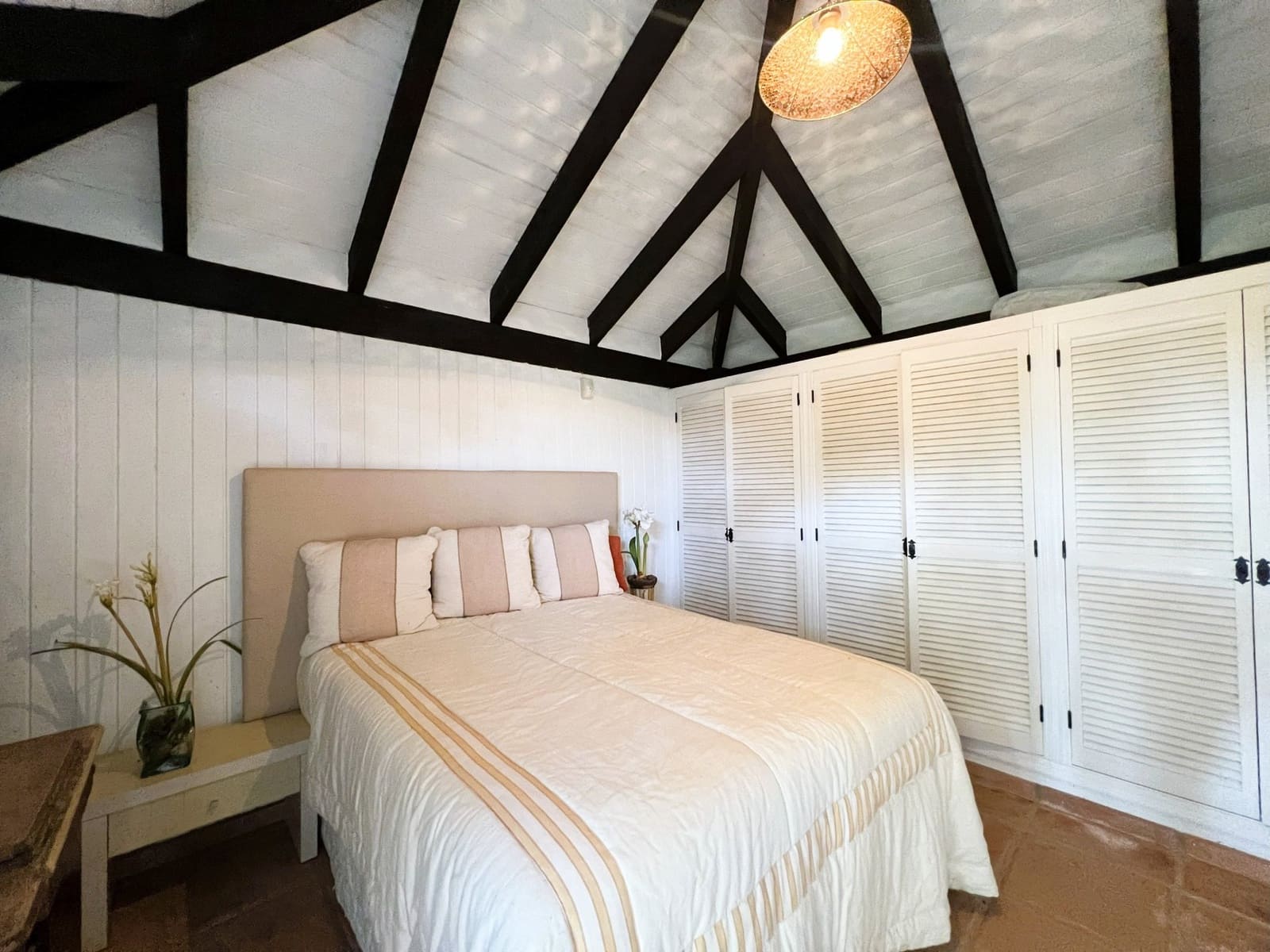 Chalet de 6 habitaciones en Sotogrande en venta con garaje - 2.780.000 € (Ref: 9102731)