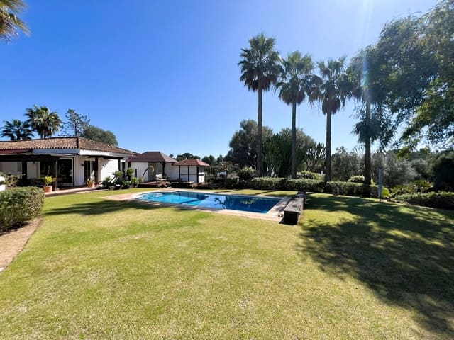 6 soverom Villa til salgs i Sotogrande Costa, San Roque med garasje - € 2 780 000 (Ref: 9102731)