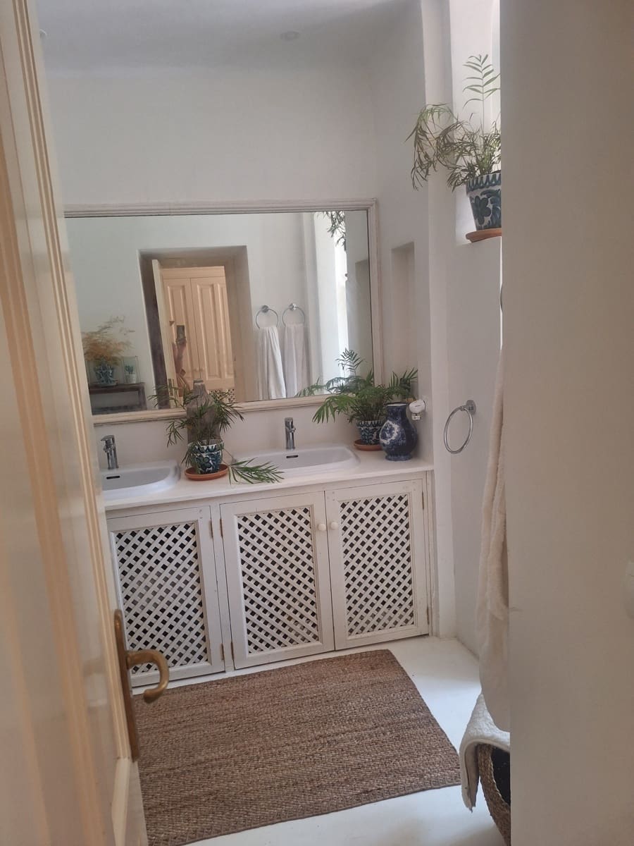 4 soveværelse Villa til leje i Sotogrande med swimmingpool - € 4.500 (Ref: 9202215)