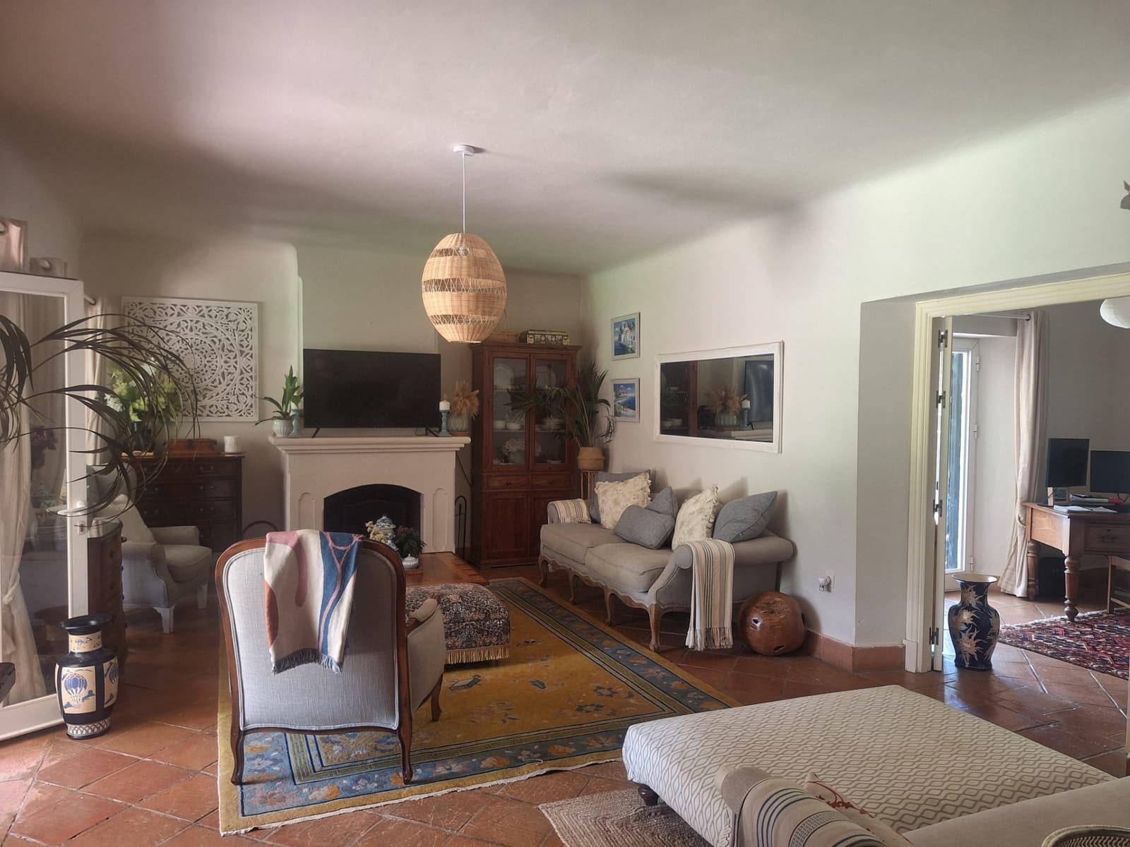 4 soveværelse Villa til leje i Sotogrande med swimmingpool - € 4.500 (Ref: 9202215)