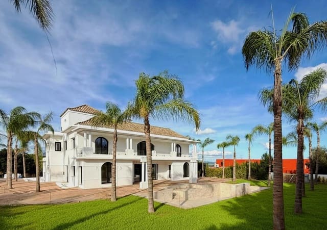 5 makuuhuone Huvila myytävänä paikassa Sotogrande Alto, San Roque mukana 
autotalli - 4 250 000 € (Ref: 9254724)