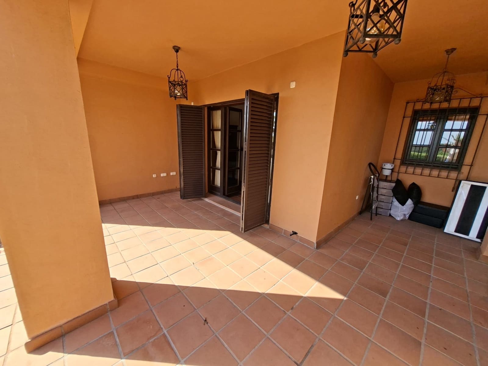 3 bedroom Semi-detached Villa for sale in Sotogrande with pool - € 840,000 (Ref: 9310500)