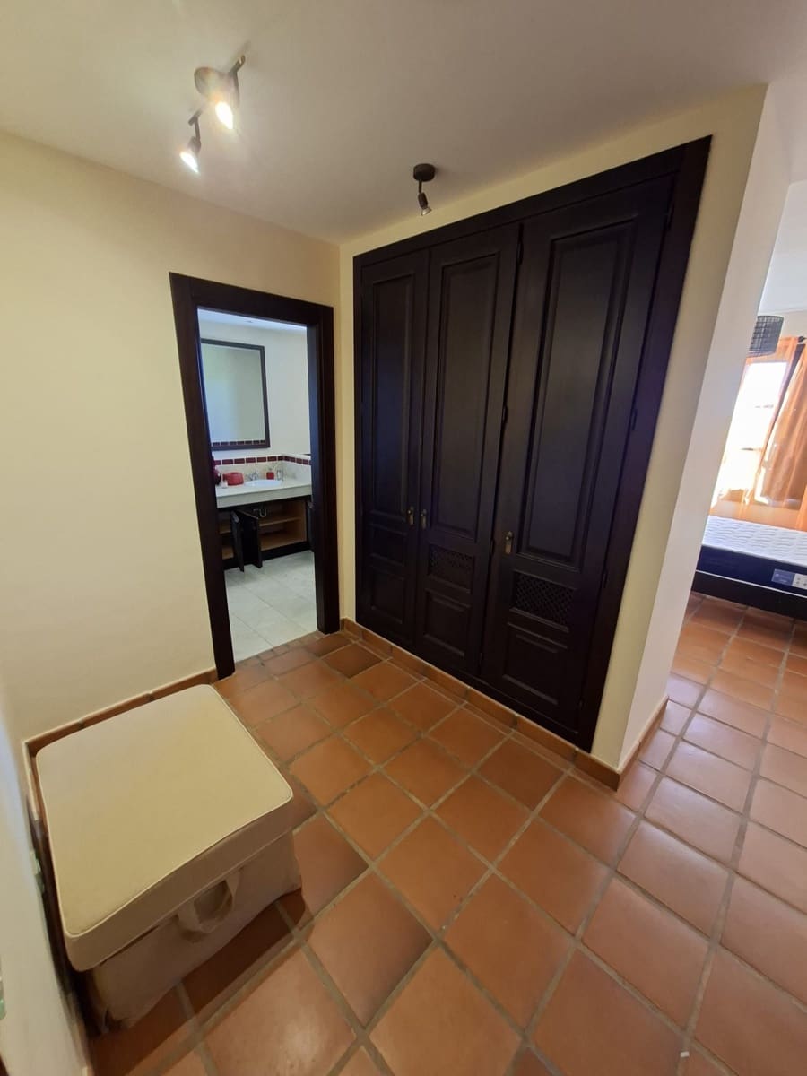 3 bedroom Semi-detached Villa for sale in Sotogrande with pool - € 840,000 (Ref: 9310500)