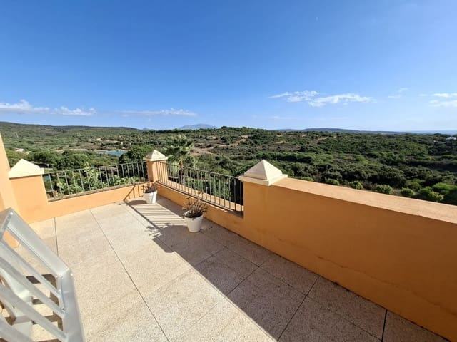 3 slaapkamer Halfvrijstaande villa te koop in Sotogrande Alto, San Roque met zwembad - € 840.000 (Ref: 9310500)