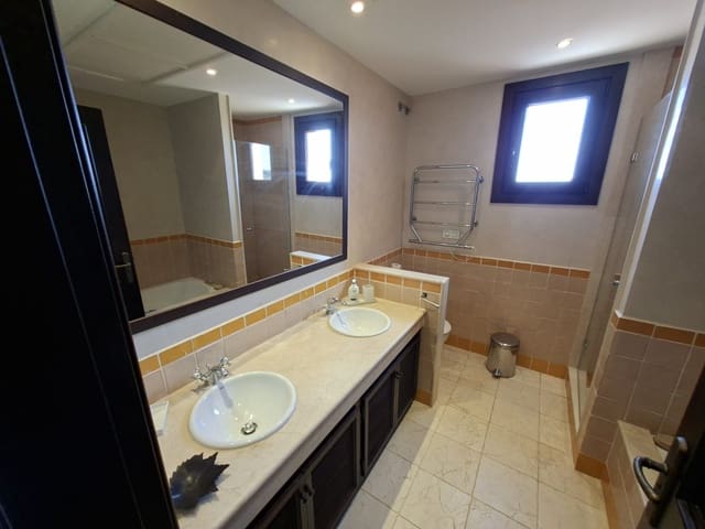 3 makuuhuone Paritalo myytävänä paikassa Sotogrande Alto, San Roque mukana uima-altaan - 840 000 € (Ref: 9310500)