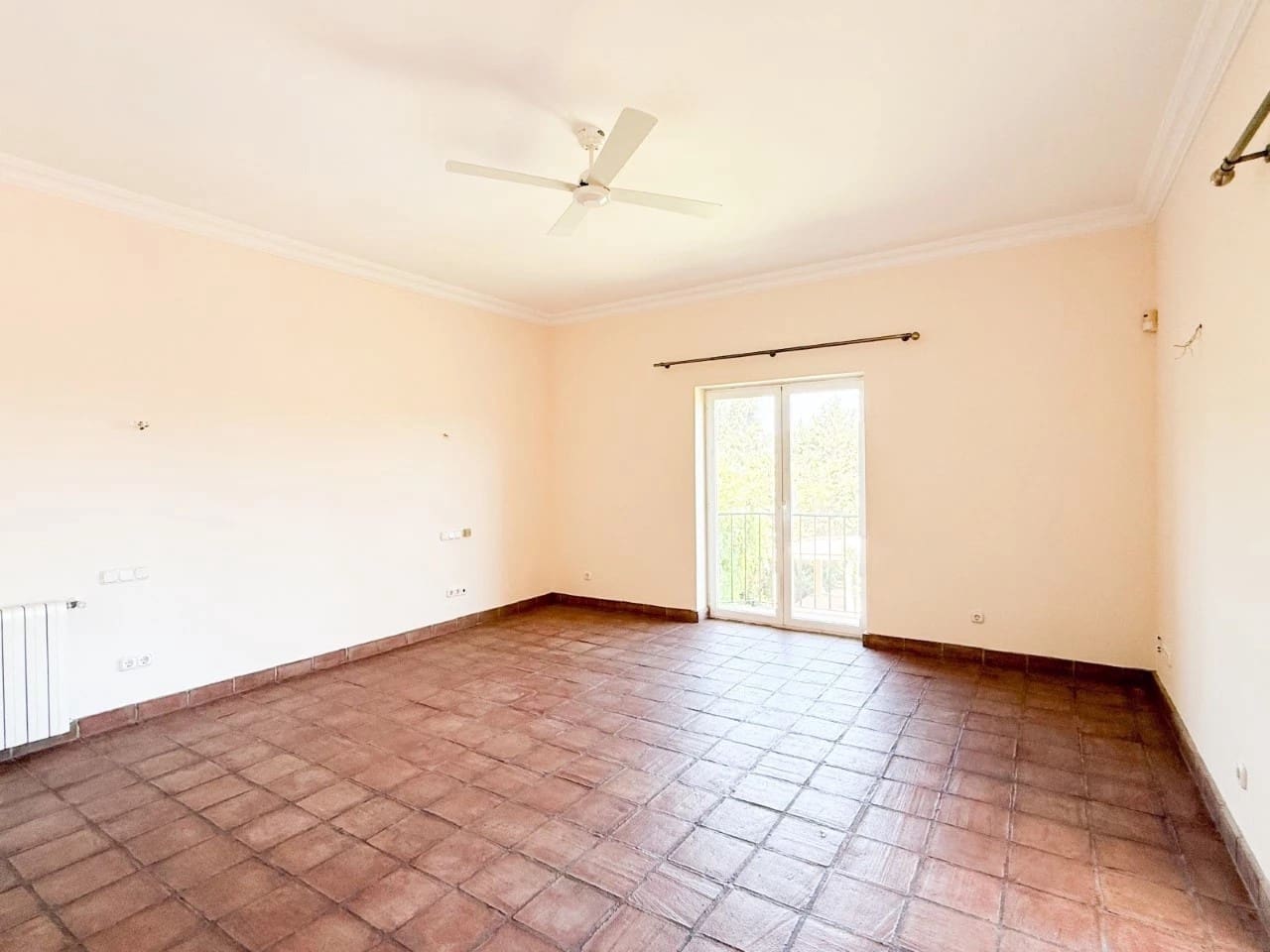 7 bedroom Villa for sale in Sotogrande with pool garage - € 1,995,000 (Ref: 9353203)