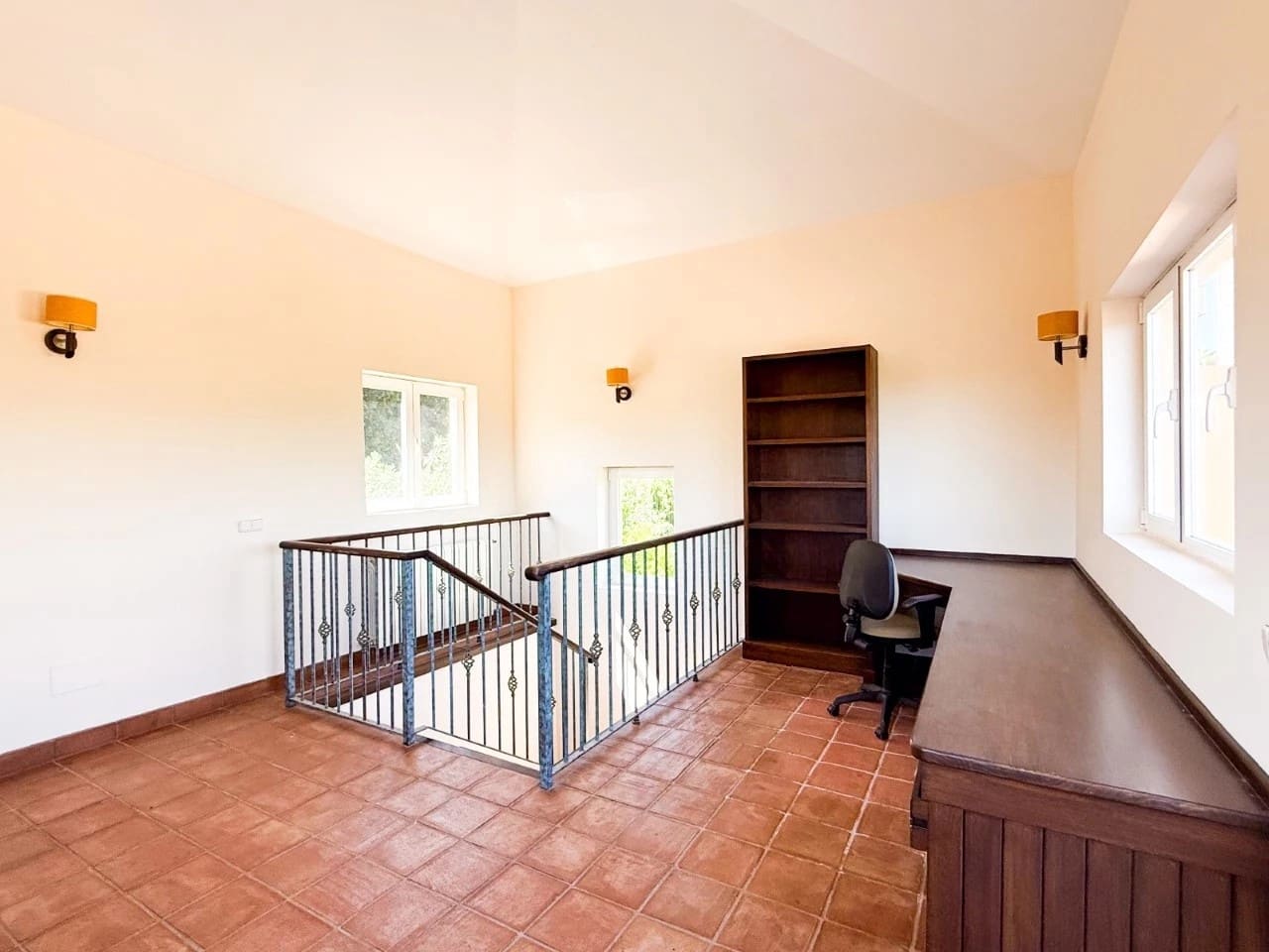 7 bedroom Villa for sale in Sotogrande with pool garage - € 1,995,000 (Ref: 9353203)