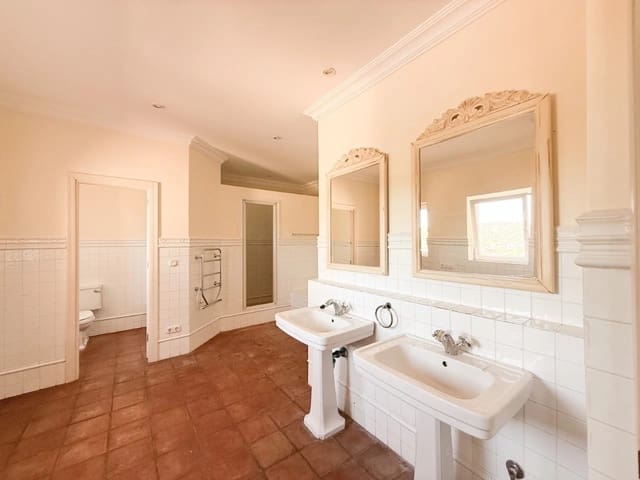 7 bedroom Villa for sale in Sotogrande Alto, San Roque with pool garage - € 1,995,000 (Ref: 9353203)