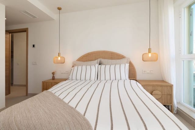 4 bedroom Semi-detached Villa for sale in Puerto de Sotogrande - La Marina, San Roque with pool garage - € 2,750,000 (Ref: 9378764)