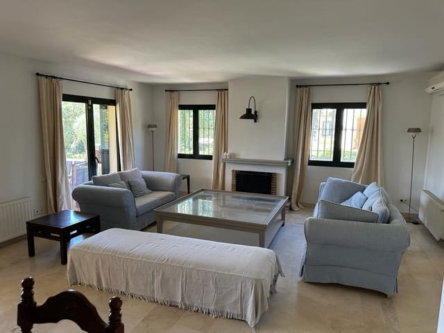5 makuuhuone Paritalo myytävänä paikassa Sotogrande Alto, San Roque mukana 
autotalli - 1 190 000 € (Ref: 9390206)