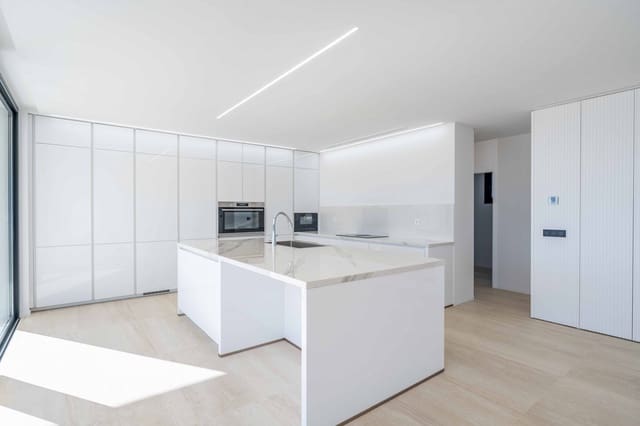 5 sypialnia Willa na sprzedaż w Sotogrande Alto, San Roque z basenem garażem - 3 350 000 € (Ref: 9448873)