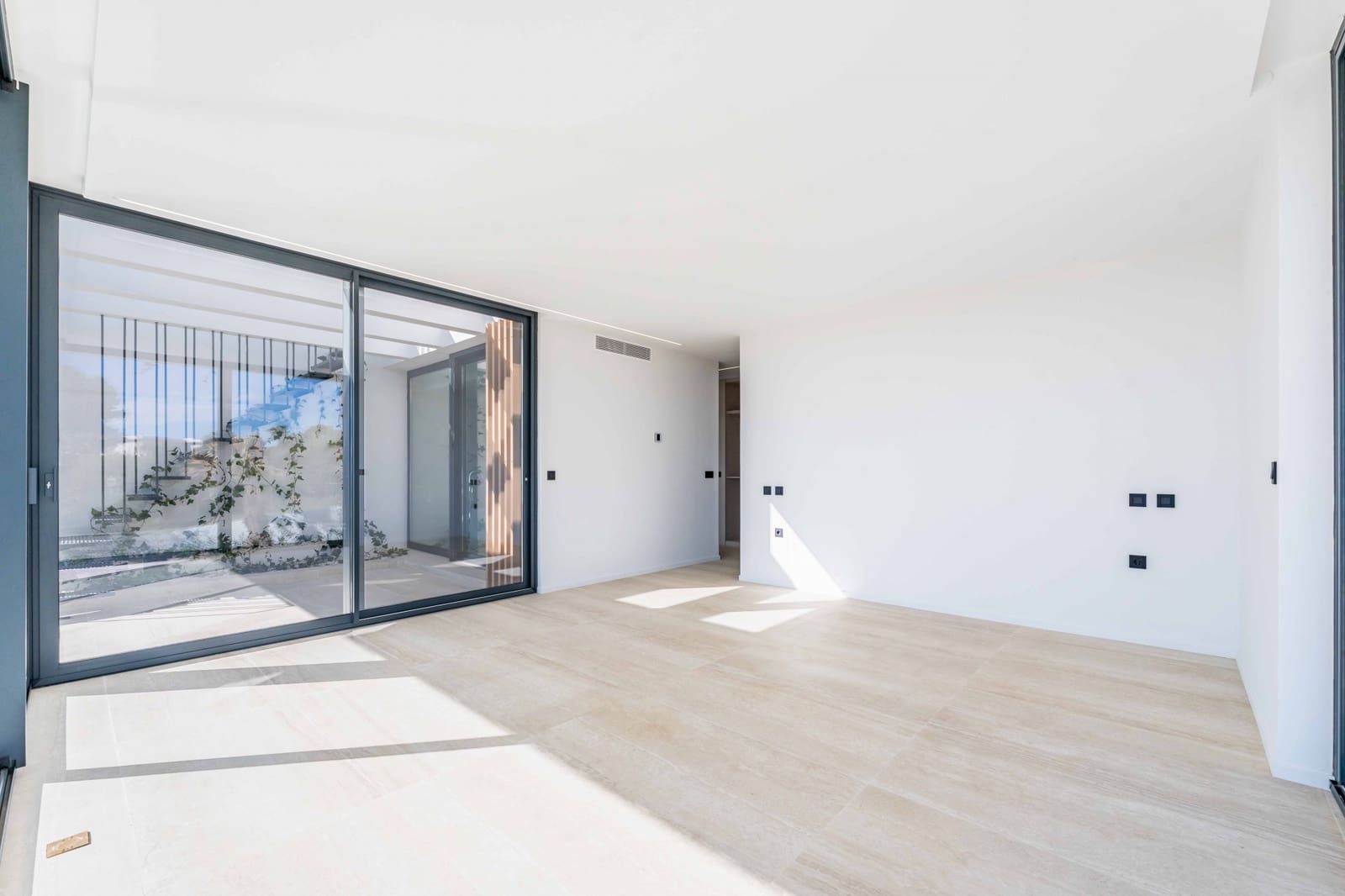 5 soveværelse Villa til salg i Sotogrande med swimmingpool garage - € 3.350.000 (Ref: 9448873)