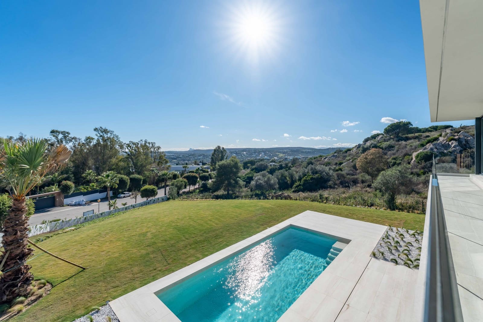 5 soveværelse Villa til salg i Sotogrande med swimmingpool garage - € 3.350.000 (Ref: 9448873)